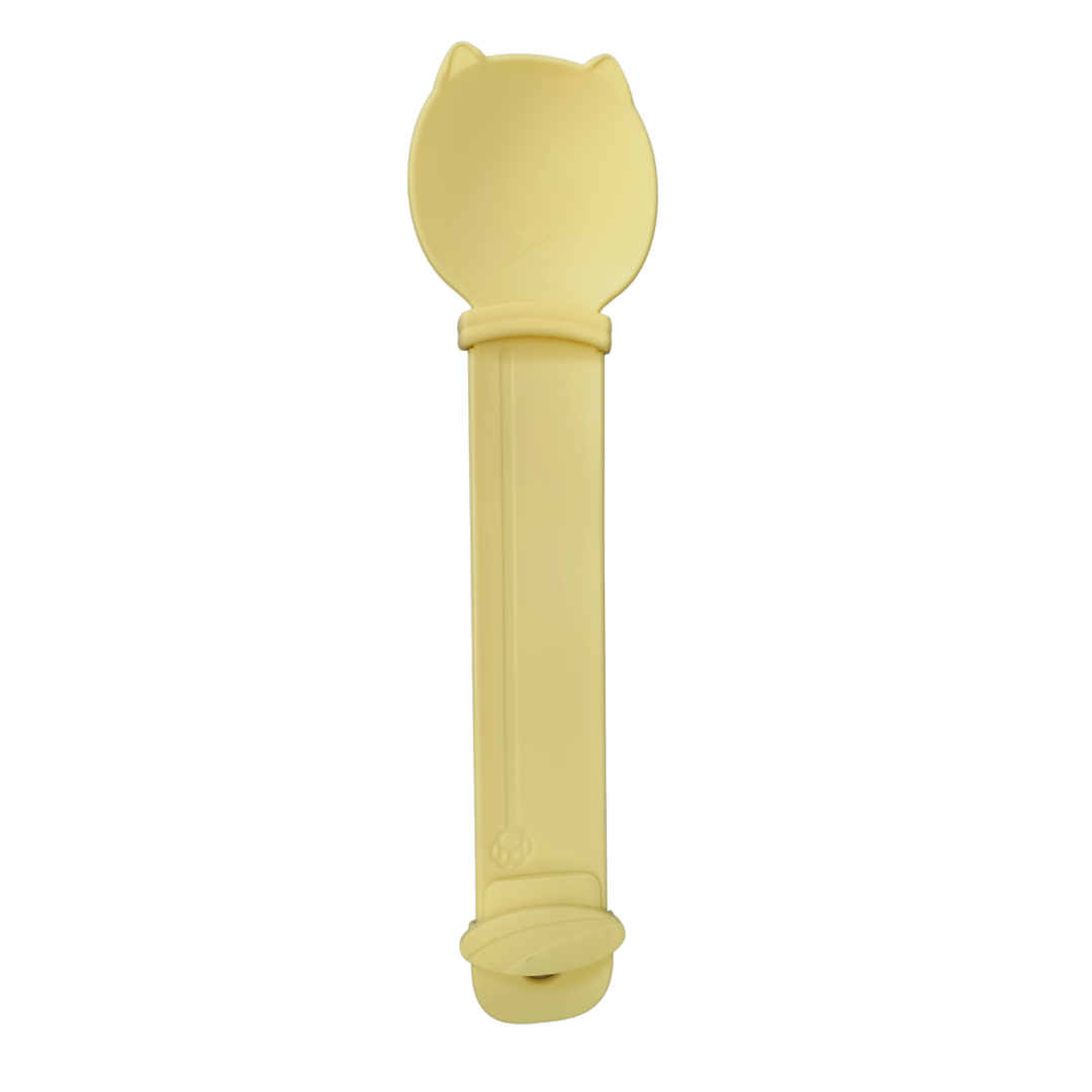 CUCHARA DISPENSADOR ALIMENTO GATO COLORES 25X6.5CM (M10290)
